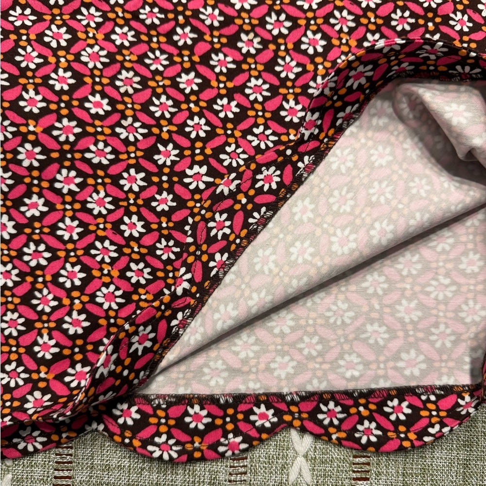 Harold's Women’s Red and Pink Floral Retro A-Line Skirt Scalloped Hem Size 4 - Picture 5 of 7